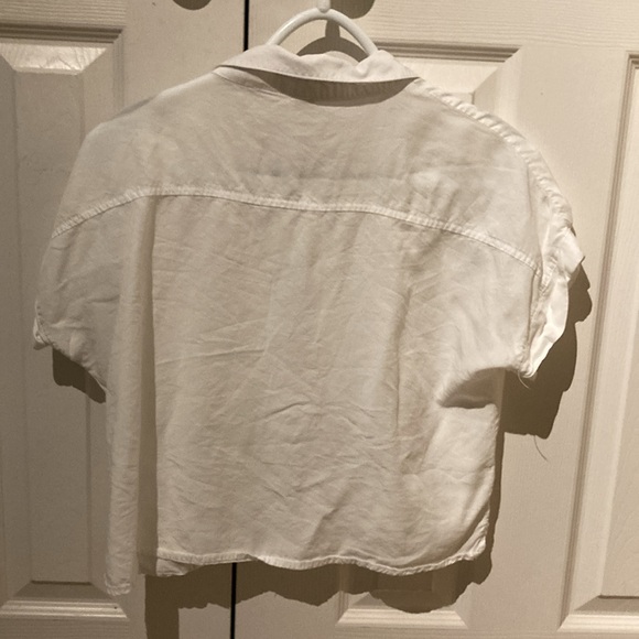 Cropped white button down shirt - Picture 2 of 4